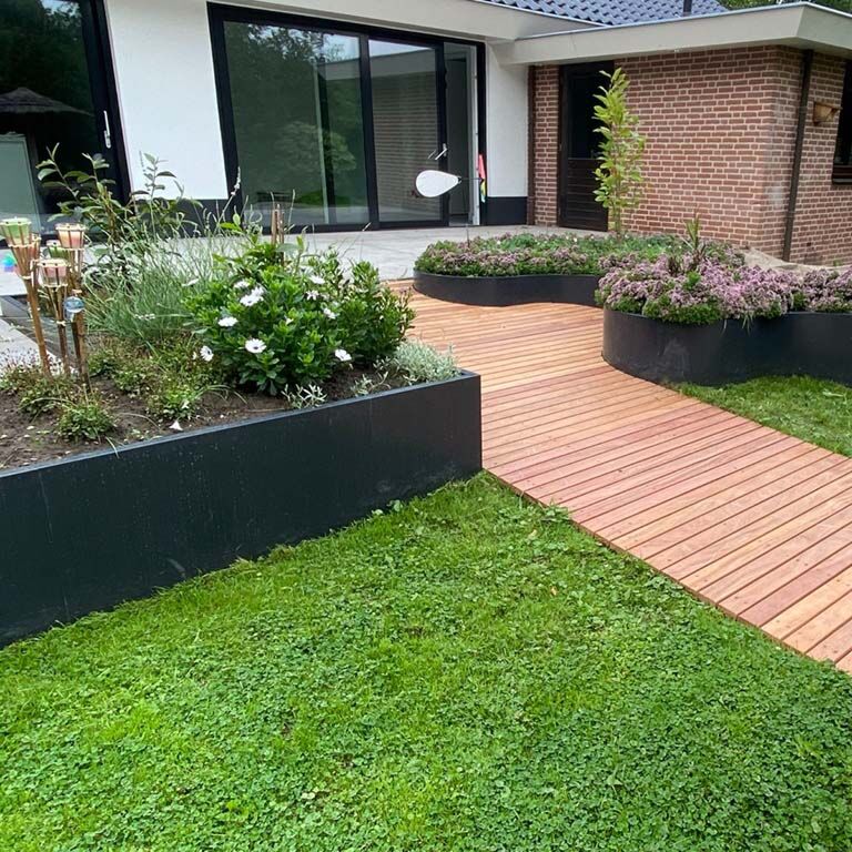 Gepoedercoat staal keerwand recht 150 cm (hoogte 60 cm)